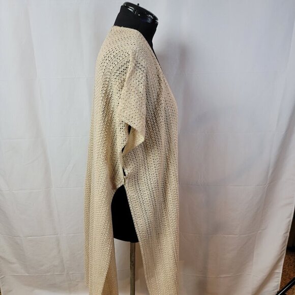 Steve Madden Open Weave Tacked Vest - Layered Looks Made Easy - Picture 7 of 8